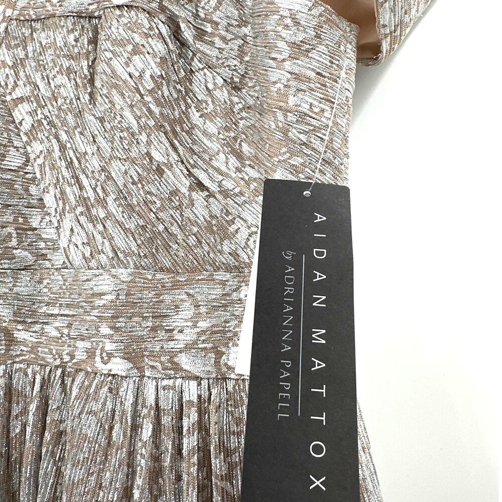 Aidan Mattox Women's Silver Gold Off The Shoulder Metallic Gown Size 10 - Picture 3 of 11